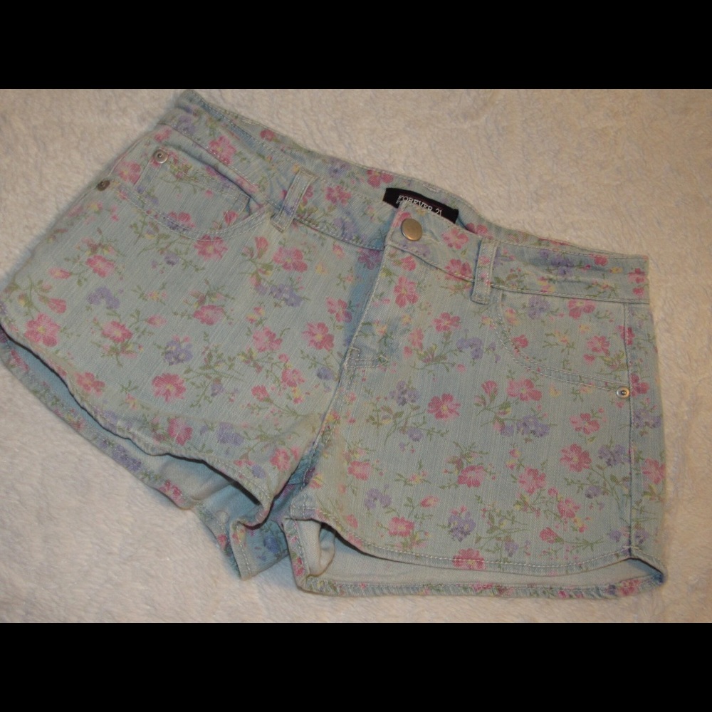 Floral pattern jean shorts from forever 21